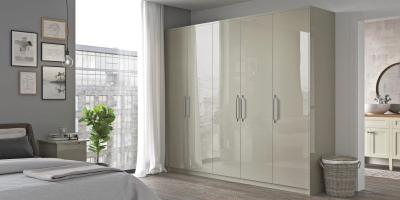 Phoenix Gloss Bedroom Doors